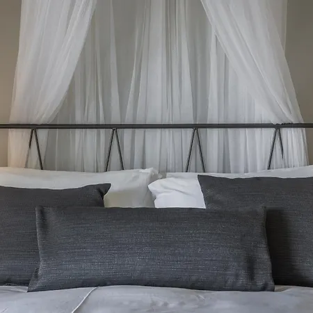 Appartement Zados Garden Villa, Nomade