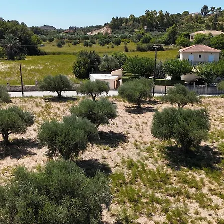 Zados Garden Villa, Nomade Lixouri