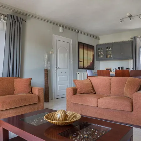 Nomade - 2br Bright Maisonette - Garden View Apartment Lixouri