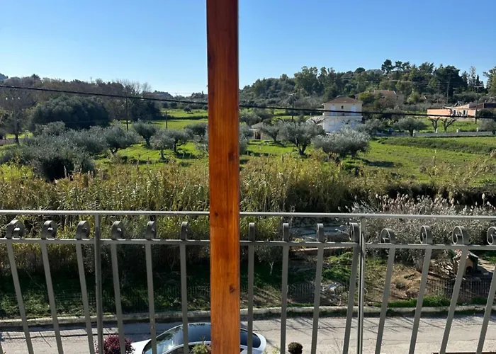 דירה Zados Garden Villa, Nomade *