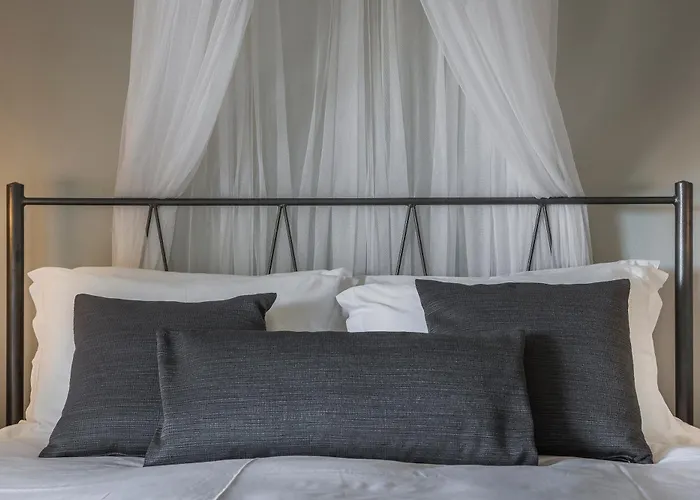 דירה Zados Garden Villa, Nomade